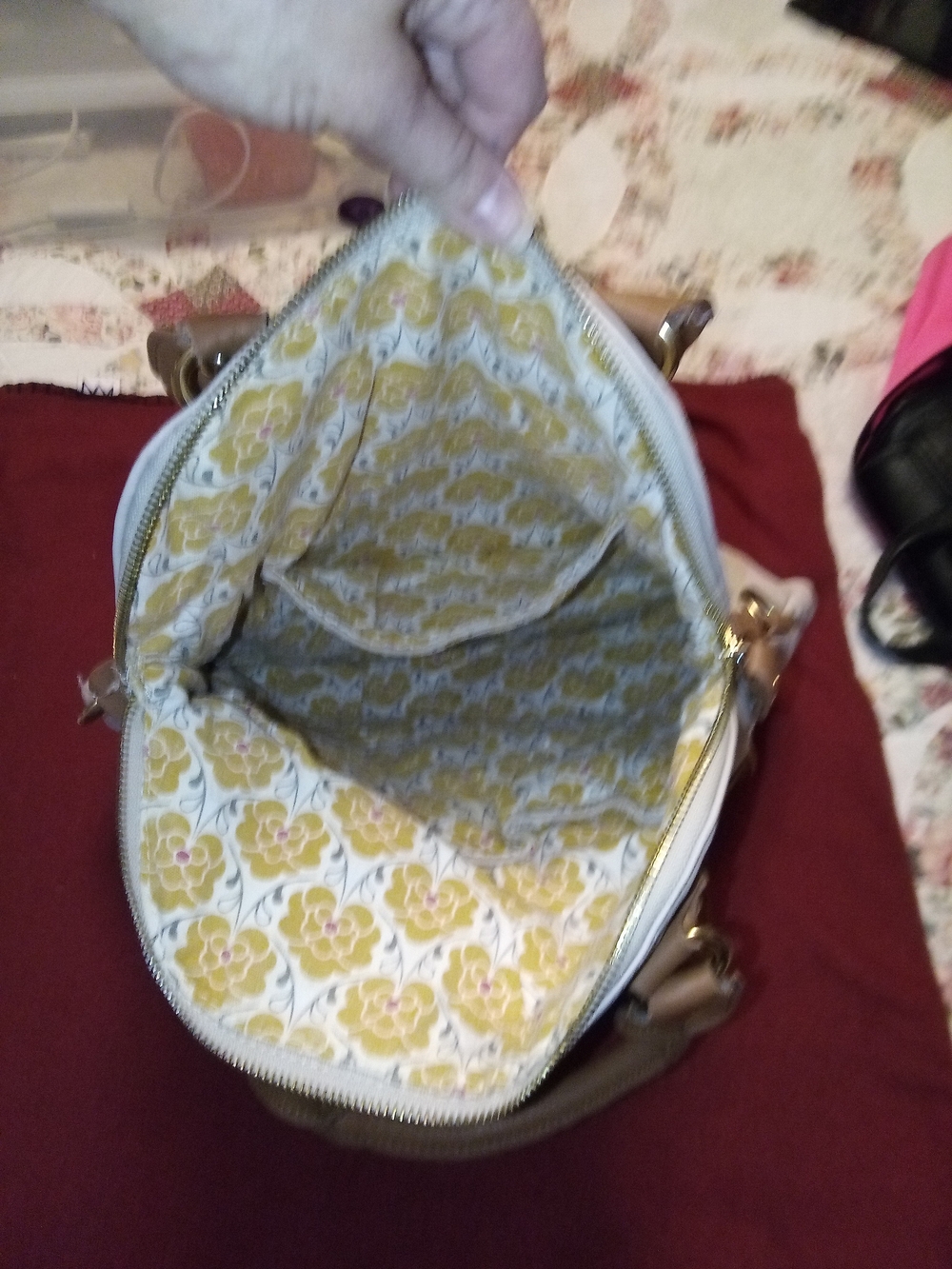 Emma Fox Cream and Tan Leather-Trim Shoulder Bag with Gold Hardware Accent - Picture 2 of 6